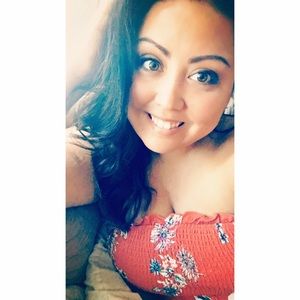 Meet your Posher, Jessica